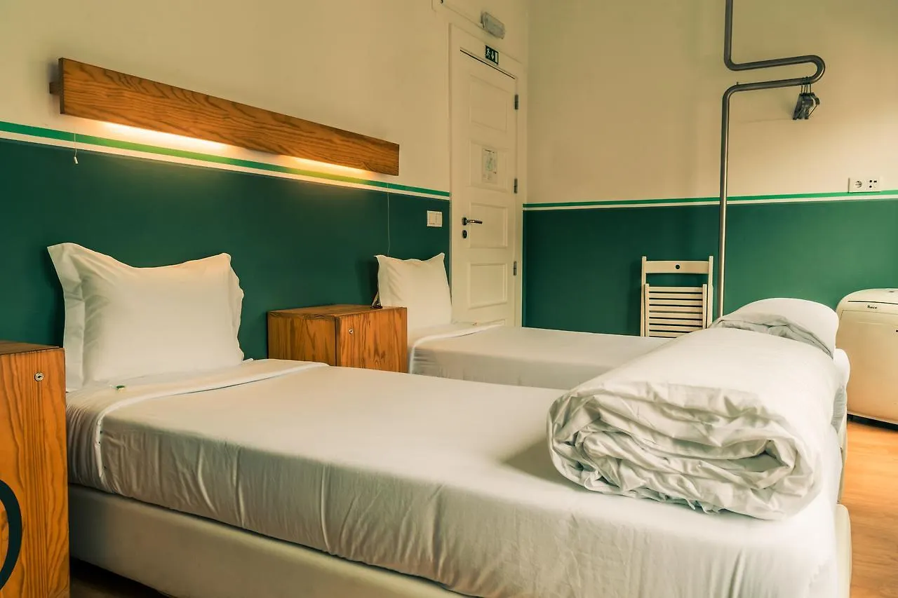 Hostel 4U Lisboa 0*,